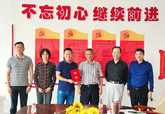 <strong>單強院長率隊拜訪遼寧理工職業(yè)大學</strong>